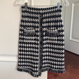 SHEIN houndstooth skirt